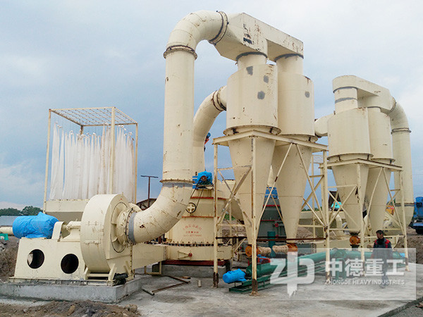 紅星環保磨粉機生產現場 紅星環保磨粉機生產現場