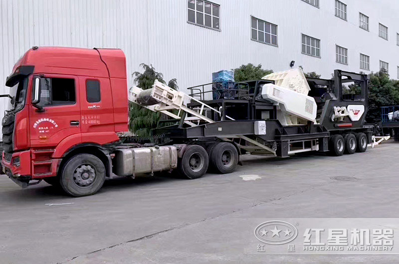 移動重錘式破碎機發貨現場